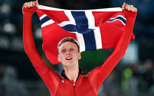 Ngôi sao Na Uy giành HCV lịch sử ở Olympic mùa Đông 2026 chỉ hơn 2 tuần sau khi lập kỷ lục thế giới 