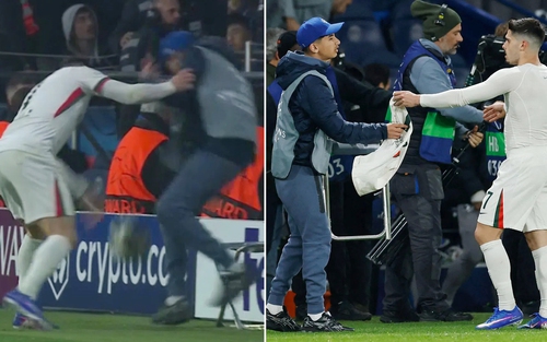 Sao Chelsea gây sốc khi xô ngã cậu bé nhặt bóng trong trận thua PSG