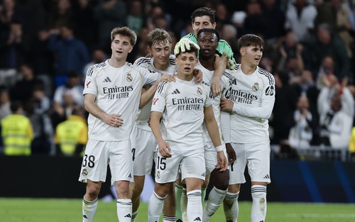 Real Madrid với Valverde và 'vườn trẻ' của Arbeloa
