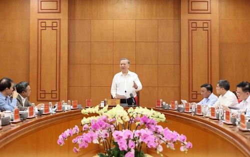 Tổng Bí thư Tô Lâm: Kiên quyết ngăn chặn, đẩy lùi tham nhũng, lãng phí, tiêu cực với tinh thần “nói ít làm nhiều, làm đến cùng”