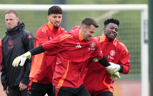 MU thanh lọc thủ môn, 4 cái tên đối diện nguy cơ rời Old Trafford