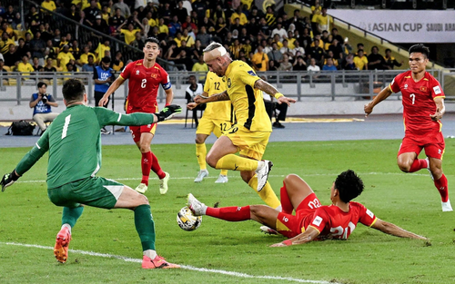 Bóng đá Malaysia chịu nhiều tổn thương 