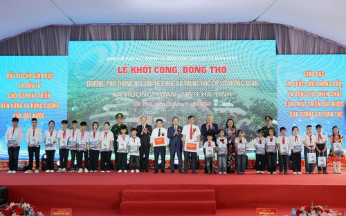 Thêm không gian tổ chức các hoạt động giáo dục toàn diện cho học sinh vùng biên