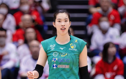 Nhận quyết định quan trọng, Trần Thị Thanh Thúy giúp đội bóng chuyền Nhật Bản thắng trận thứ 20