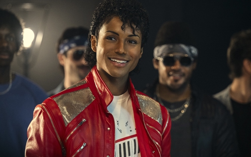 Phim tiểu sử "Michael" gây sốt trước giờ ra mắt, kỳ vọng doanh thu mở màn bùng nổ