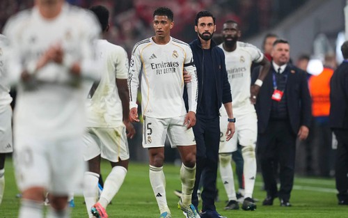 Real Madrid: Đến cả Arbeloa cũng không chắc chân