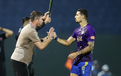 Thời tới với Đỗ Hoàng Hên