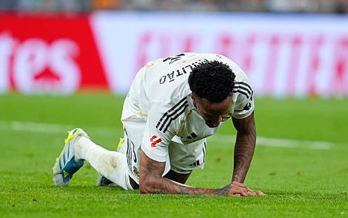 Real Madrid bất ngờ nhận tin sốc, quá khó để ngăn Barca lên ngôi vô địch La Liga