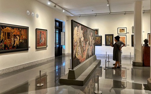 Bộ VHTT&DL lấy ý kiến xây dựng hành lang pháp lý minh bạch cho hoạt động mỹ thuật trong kỷ nguyên mới