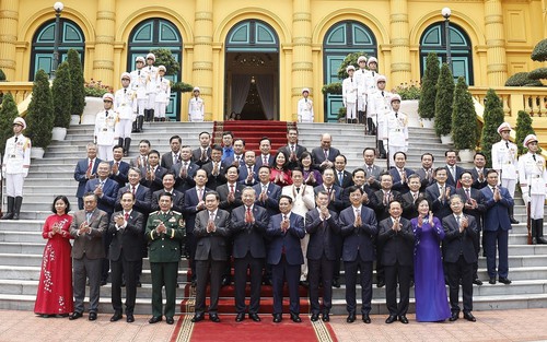 Tổng Bí thư, Chủ tịch nước chủ trì hội nghị công bố các quyết định đối với Chính phủ