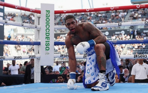 Chuyện gì đã xảy ra với ‘Mike Tyson mới’ trong làng boxing thế giới?
