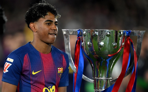 Lamine Yamal có 3 chức vô địch La Liga ở tuổi 18, vượt qua thành tích của Ronaldo