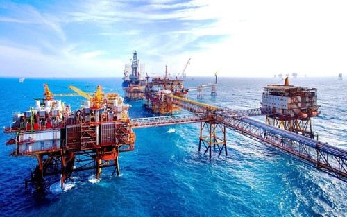 Ba đột phá chiến lược - nền tảng thúc đẩy tăng trưởng nhanh và bền vững


