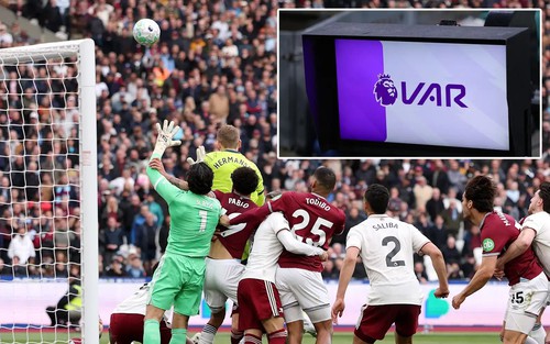 Công bố đoạn băng ghi âm cuộc trao đổi giữa các trọng tài khi VAR từ chối bàn thắng cho West Ham trước Arsenal