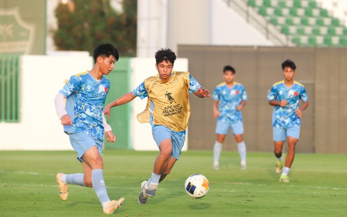 U17 Việt Nam gác niềm vui World Cup, dồn sức đấu Australia
