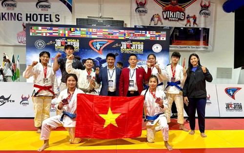 Jujitsu Việt Nam giành 6 HCV ở giải vô địch thế giới, khiến đối thủ nể phục