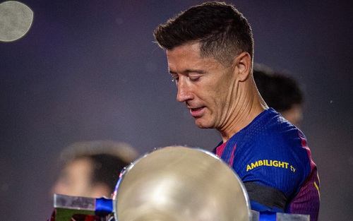 Lewandowski xác nhận rời Barca