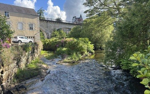 Pont-Aven – ngôi làng nơi nghệ thuật hòa cùng hương gió Bretagne