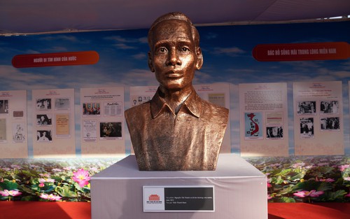Nghệ An: Trưng bày chuyên đề “Miền Nam nhớ mãi ơn Người”
