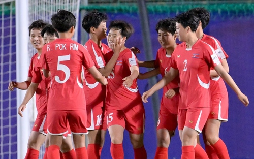 Nhà vô địch thế giới thắng 10-0 ở trận ra quân giải U17 nữ châu Á