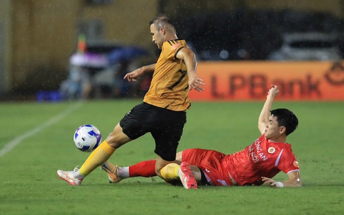 Đình Bắc lỡ kỷ lục nhưng vẫn có thể là biểu tượng mới ở V-League