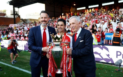 Chùm ảnh Arsenal ăn mừng chức vô địch Premier League: Khoảnh khắc vinh quang của Arteta 