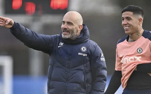 Thầy trò Enzo sáng cửa tái hợp ở Man City