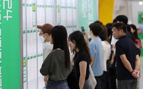 AI lan rộng, thanh niên Hàn Quốc đối mặt tình trạng khó tìm việc