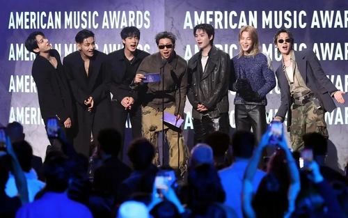 BTS thắng lớn, Taylor Swift trắng tay tại Giải thưởng Âm nhạc Mỹ 2026