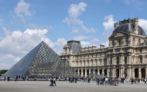 Vụ trộm chấn động tại bảo tàng Louvre được dựng thành phim