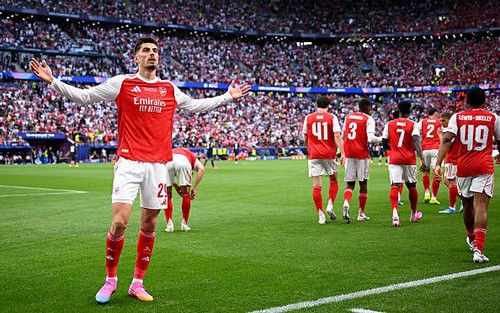 Kai Havertz sút tung lưới PSG từ ngay phút thứ 5 trận chung kết Champions League