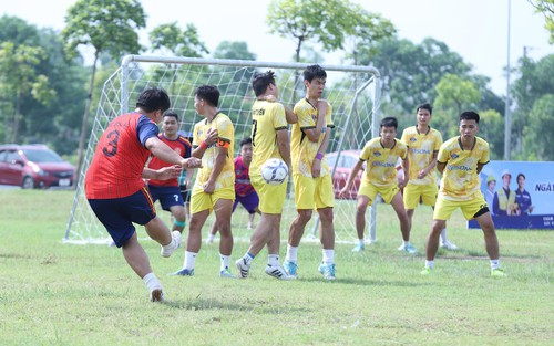 Sôi nổi Giải bóng đá nam Thanh niên công nhân năm 2026 tại Phú Thọ