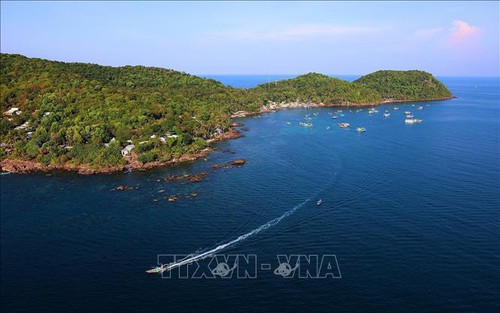 Phú Quốc dưới ống kính báo chí Hàn Quốc: Nơi hoàng hôn và tình yêu gặp gỡ