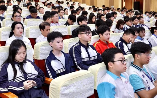 151 học sinh được miễn thi tốt nghiệp, ưu tiên xét tuyển thẳng đại học