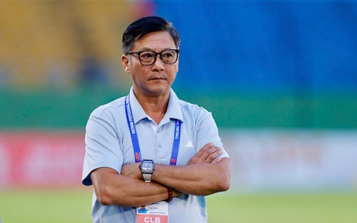 CĐV không bất ngờ với cuộc 'dịch chuyển' HLV tại V-League
