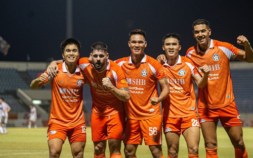 Kết quả bóng đá: Cựu tiền đạo U23 Việt Nam ghi bàn, giúp SHB Đà Nẵng thắp giấc mơ trụ hạng