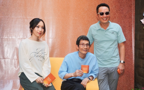 Gu nghe nhạc trong gia đình 3 thế hệ xuất chúng: Nhạc sĩ Anh Quân từng phát bực khi con nghe nhạc "lởm"