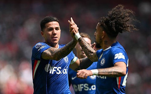 Kết quả bóng đá: Ghi bàn trước, Liverpool vẫn bị Chelsea cầm chân ngay trên sân nhà