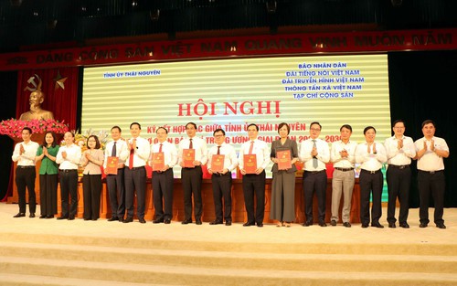 TTXVN và các cơ quan báo chí chủ lực ký kết hợp tác với tỉnh Thái Nguyên