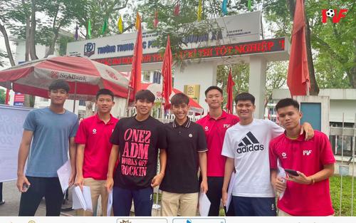Dàn tuyển thủ U19 Việt Nam hoàn thành kỳ thi tốt nghiệp THPT năm 2026
