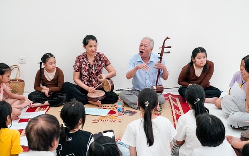 Đưa văn hóa nghệ thuật về cơ sở để gìn giữ di sản bền vững