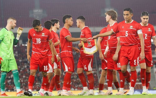 Huyền thoại Raul Gonzalez để ngỏ khả năng dẫn dắt đội tuyển Indonesia