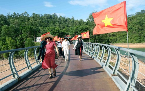 Từ miền Trung nắng gió đến điểm hẹn trải nghiệm bốn mùa
