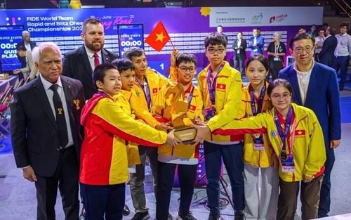 Đội Việt Nam vô địch giải cờ vua thế giới FIDE World Team Amateur Rapid Chess Cup 2026