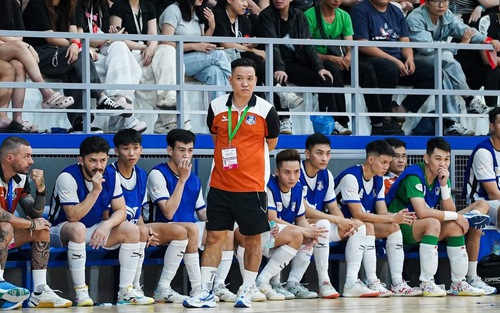 Cựu đội trưởng tuyển futsal Việt Nam ra mắt ấn tượng