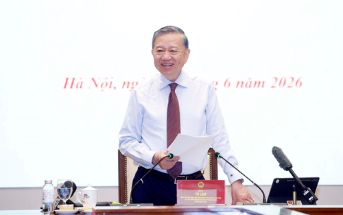 Tổng Bí thư, Chủ tịch nước Tô Lâm: Tạo chuyển biến đo được trong cắt giảm thủ tục hành chính, tháo gỡ điểm nghẽn thể chế
