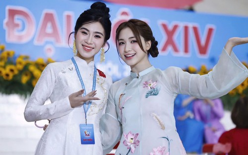 Từ sân khấu đến trách nhiệm cộng đồng: Dấu ấn của Hòa Minzy và Hà Myo