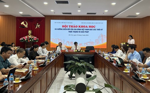 Giữ gìn giá trị gia đình trong đời sống hiện đại