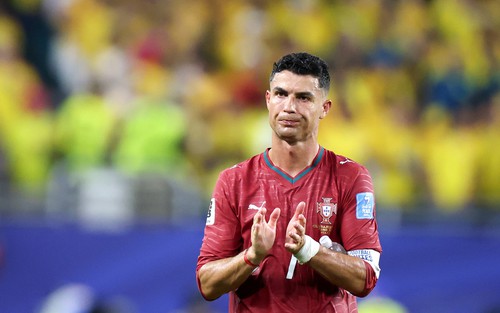 Tin nóng thể thao tối 28/6: Ronaldo nhận thống kê buồn về số lần việt vị tại World Cup ở thế kỷ 21