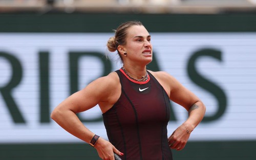 Số 1 thế giới Sabalenka bất ngờ dừng bước ở tứ kết Roland Garros, thua 0-6 ở set quyết định